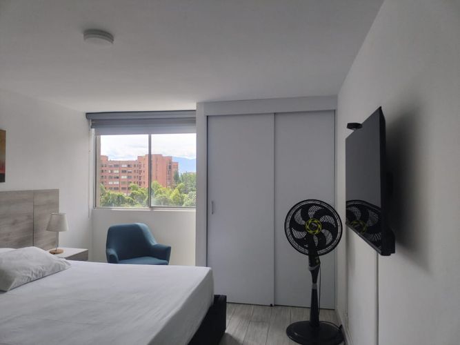 Apartamento de 3 alcobas en arriendo en Oviedo, Medellín, 90 m² · foto 11 de 19
