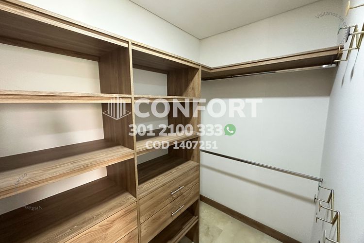 Apartamento de 3 alcobas en arriendo en Castropol, Medellín, 130 m² · foto 23 de 24