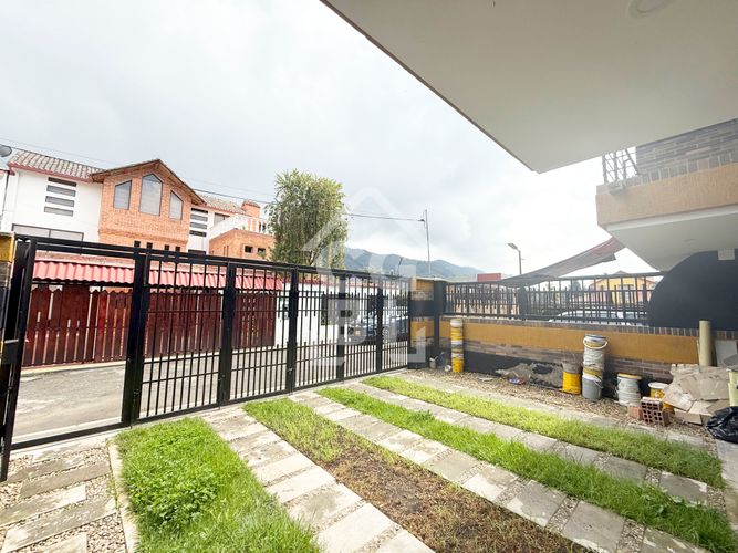 Casa de 3 alcobas en venta en El Abra, Cota, 280 m² · foto 7 de 24