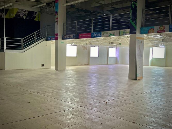 Local en venta en Oviedo, Medellín, 520 m² · foto 10 de 12