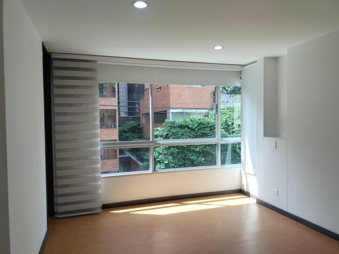Apartamento de 3 alcobas en arriendo en Loma Benedictinos, Envigado, 134 m² · foto 3 de 19