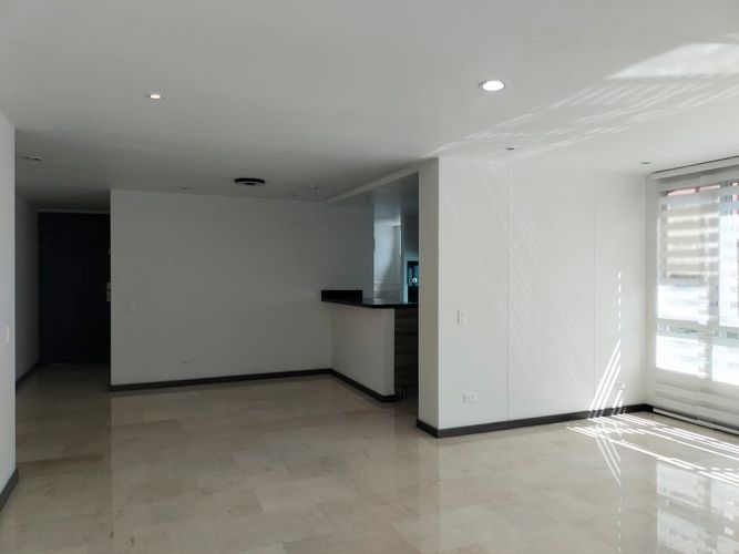 Apartamento de 3 alcobas en arriendo en Loma Benedictinos, Envigado, 134 m² · foto 4 de 19