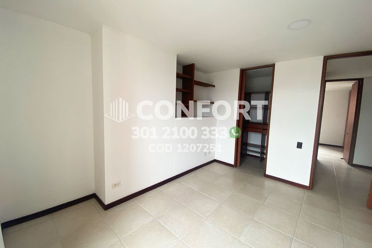 Apartamento de 3 alcobas en arriendo en El Poblado, Medellín, 97 m² · foto 21 de 24