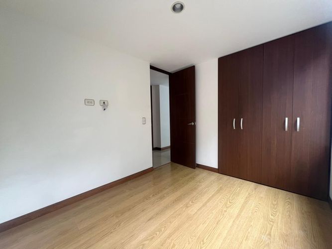 Apartamento de 3 alcobas en arriendo en Cumbres, Envigado, 90 m² · foto 10 de 18