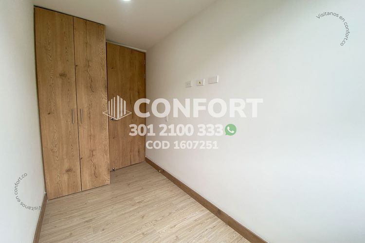 Apartamento de 3 alcobas en arriendo en Loma Del Indio, Medellín, 78 m² · foto 10 de 24