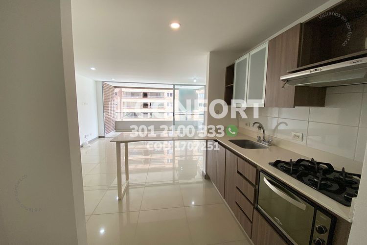 Apartamento de 3 alcobas en arriendo en Ciudad Del Río, Medellín, 87 m² · foto 8 de 24