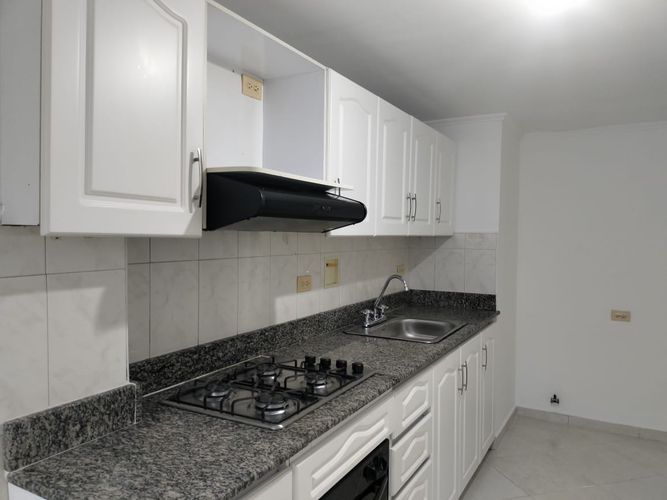 Apartamento de 3 alcobas en arriendo en Otraparte, Envigado, 100 m² · foto 3 de 11