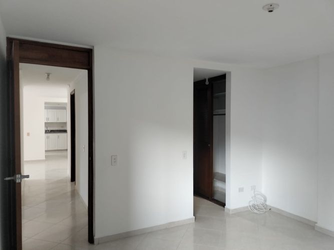 Apartamento de 3 alcobas en arriendo en Otraparte, Envigado, 100 m² · foto 4 de 11