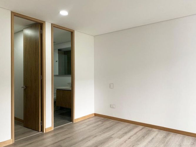 Apartamento de 3 alcobas en arriendo en El Poblado, Medellín, 111 m² · foto 13 de 19