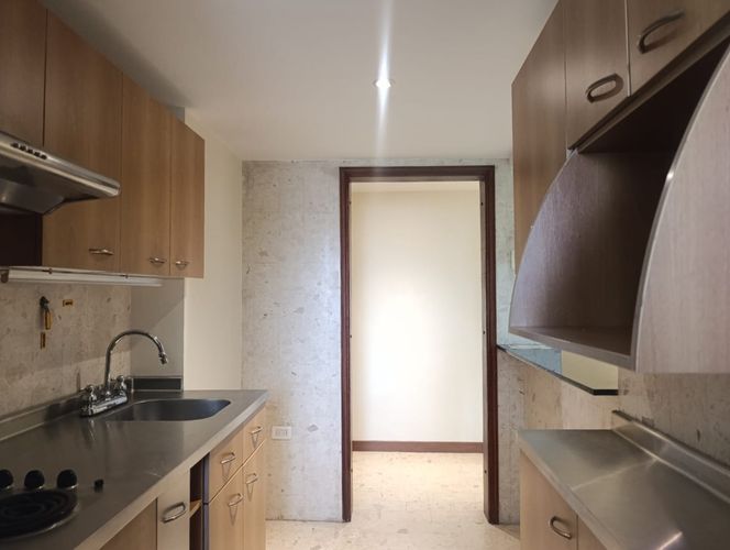 Apartamento de 1 alcoba en arriendo en Santa María De Los Ángeles, Medellín, 53 m² · foto 4 de 12