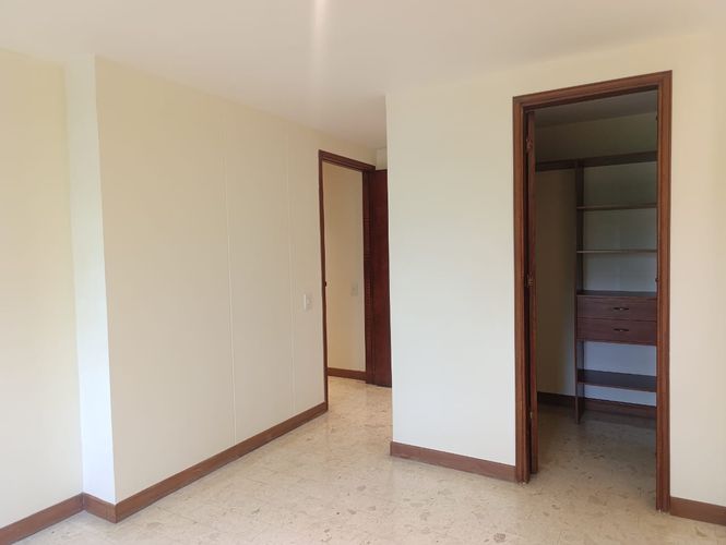Apartamento de 1 alcoba en arriendo en Santa María De Los Ángeles, Medellín, 53 m² · foto 7 de 12