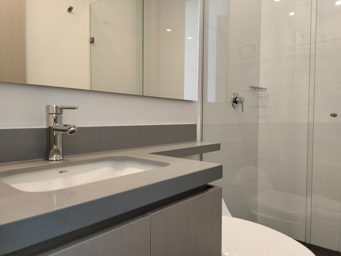 Apartamento de 2 alcobas en arriendo en El Poblado, Medellín, 106 m² · foto 14 de 18