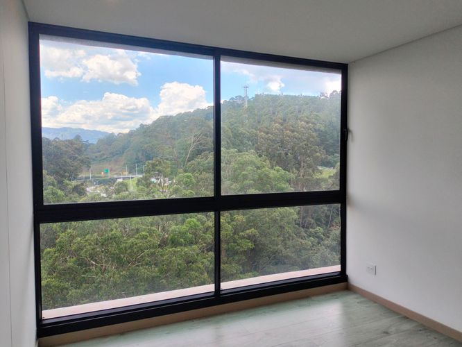 Apartamento de 2 alcobas en arriendo en El Poblado, Medellín, 106 m² · foto 16 de 18