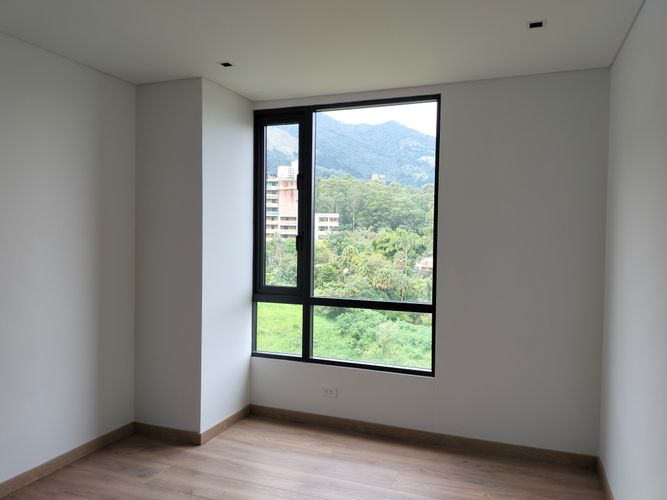 Apartamento de 2 alcobas en venta en El Poblado, Medellín, 117 m² · foto 8 de 20