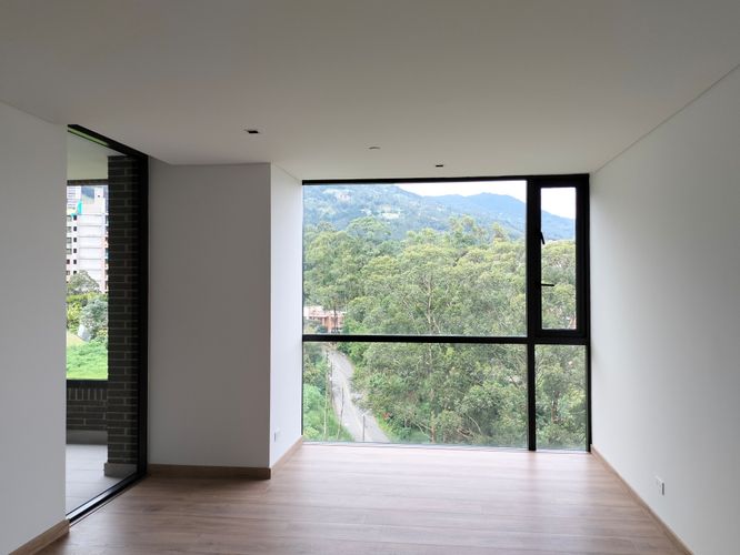 Apartamento de 2 alcobas en venta en El Poblado, Medellín, 117 m² · foto 10 de 20