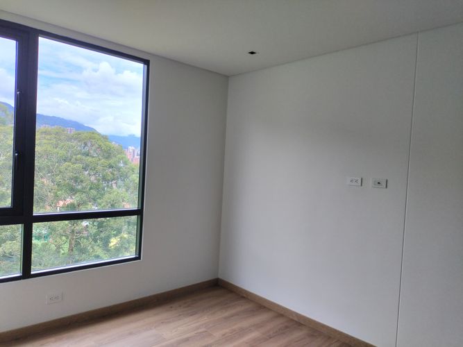 Apartamento de 2 alcobas en venta en El Poblado, Medellín, 117 m² · foto 16 de 20