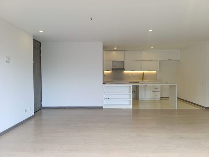 Apartamento de 2 alcobas en venta en El Poblado, Medellín, 110 m² · foto 4 de 18