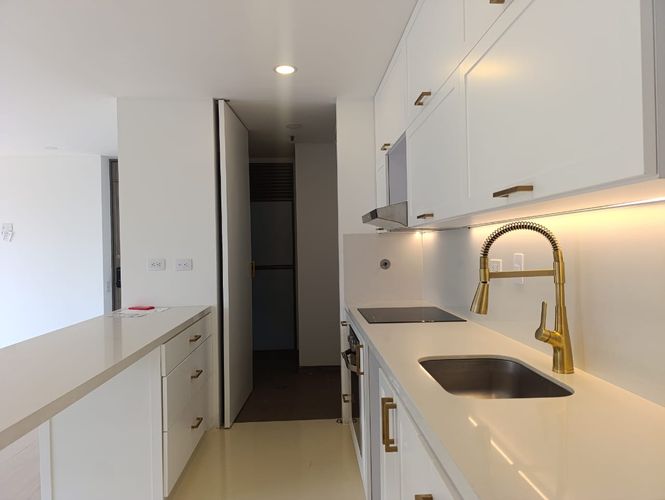 Apartamento de 2 alcobas en venta en El Poblado, Medellín, 110 m² · foto 6 de 18