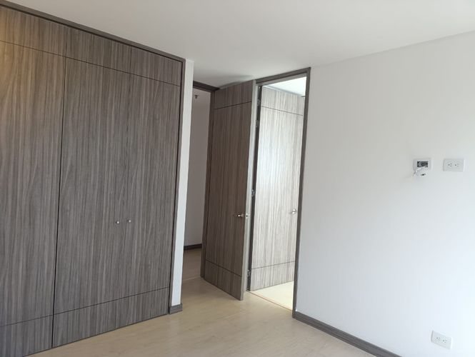 Apartamento de 2 alcobas en venta en El Poblado, Medellín, 110 m² · foto 13 de 18