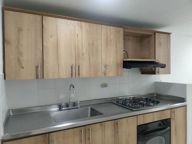 Apartamento de 3 alcobas en arriendo en El Portal, Envigado, 100 m² · foto 6 de 18