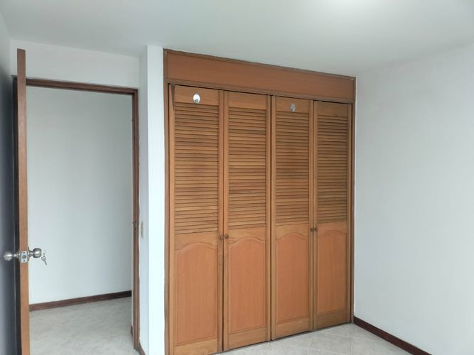 Apartamento de 3 alcobas en arriendo en El Portal, Envigado, 100 m² · foto 8 de 18