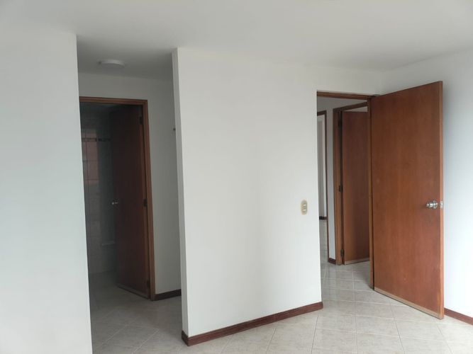 Apartamento de 3 alcobas en arriendo en El Portal, Envigado, 100 m² · foto 15 de 18