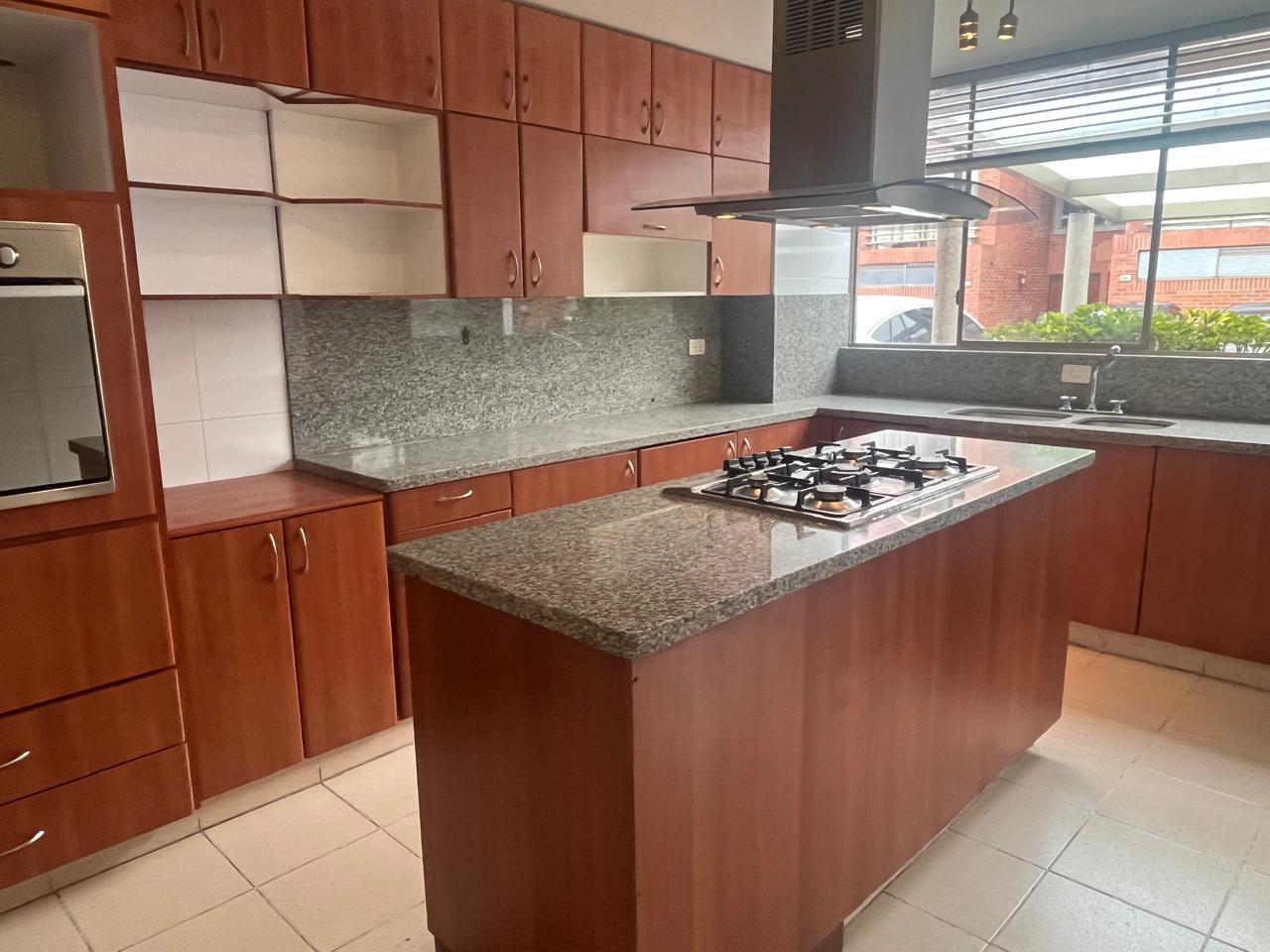 Casa en venta en Atenas, Bogotá · foto 5 de 24