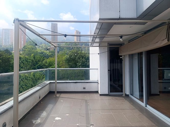 Apartamento de 1 alcoba en arriendo en El Poblado, Medellín, 82 m² · foto 12 de 14