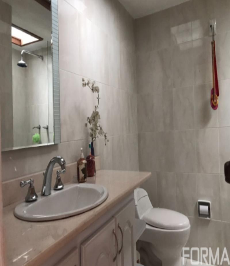 Casa en venta en Las Villas, Bogotá · foto 16 de 18