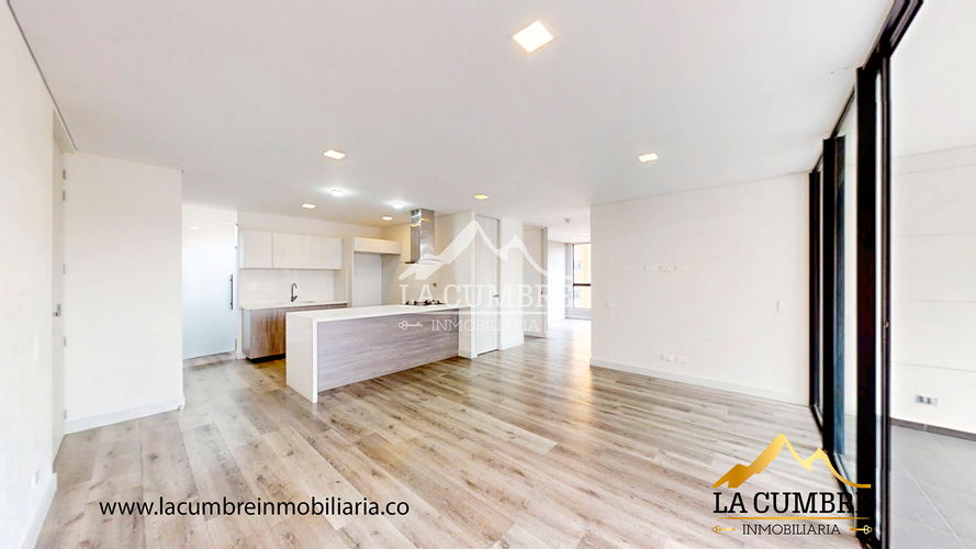 Apartamento de 2 alcobas en arriendo en Transversal Superior, Medellín, 88 m² · foto 2 de 16