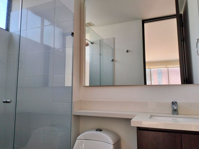Apartamento de 3 alcobas en arriendo en El Poblado, Medellín, 86 m² · foto 16 de 17