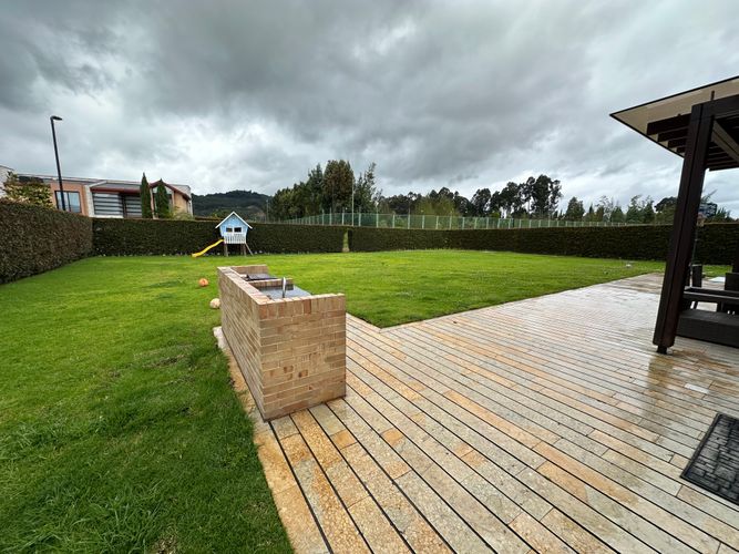 Casa de 4 alcobas en arriendo en Hatogrande, Sopó, 368 m² · foto 3 de 24