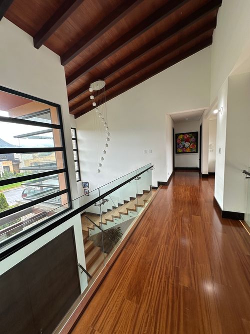 Casa de 4 alcobas en arriendo en Hatogrande, Sopó, 368 m² · foto 18 de 24