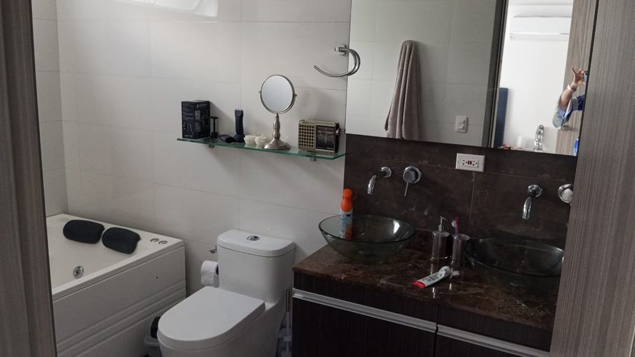 Casa de 4 alcobas en venta en Lagos Del Cacique, Bucaramanga, 212 m² · foto 10 de 21