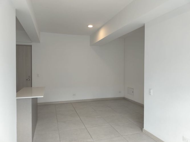 Apartamento de 3 alcobas en arriendo en Otraparte, Envigado, 75 m² · foto 2 de 17
