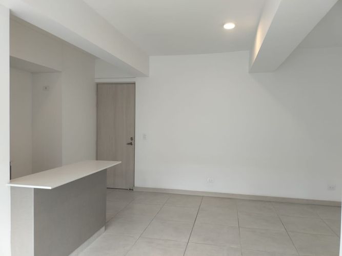 Apartamento de 3 alcobas en arriendo en Otraparte, Envigado, 75 m² · foto 3 de 17