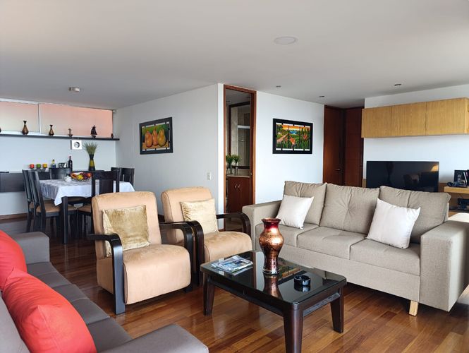 Apartamento de 2 alcobas en arriendo en Los Naranjos, Medellín, 120 m² · foto 4 de 20