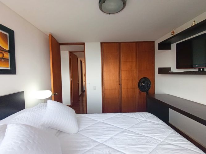 Apartamento de 2 alcobas en arriendo en Los Naranjos, Medellín, 120 m² · foto 15 de 20