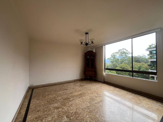 Apartamento de 3 alcobas en venta en El Poblado, Medellín, 169 m² · foto 1 de 17