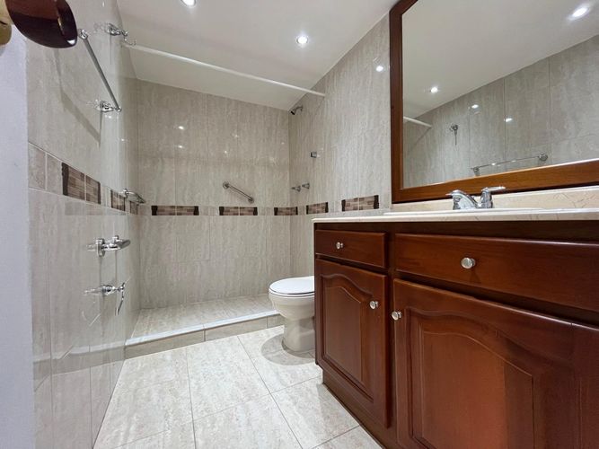 Apartamento de 3 alcobas en venta en El Poblado, Medellín, 169 m² · foto 16 de 17