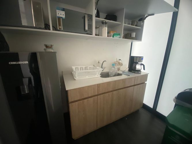 Oficina en arriendo en El Poblado, Medellín, 108 m² · foto 2 de 12