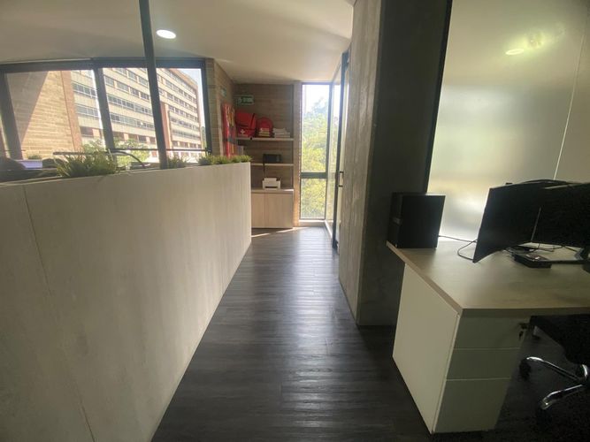 Oficina en arriendo en El Poblado, Medellín, 108 m² · foto 4 de 12