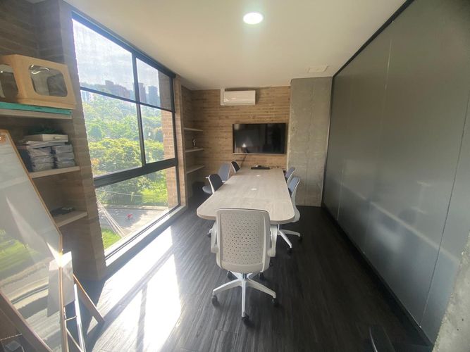 Oficina en arriendo en El Poblado, Medellín, 108 m² · foto 6 de 12