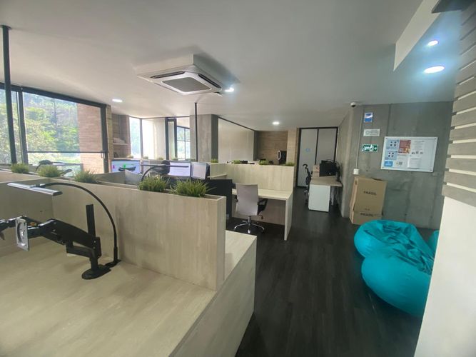 Oficina en arriendo en El Poblado, Medellín, 108 m² · foto 9 de 12