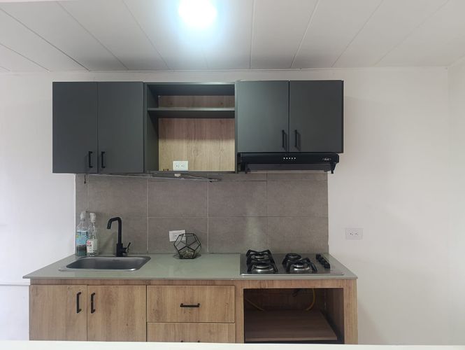 Apartamento de 3 alcobas en arriendo en El Poblado, Medellín, 75 m² · foto 4 de 17