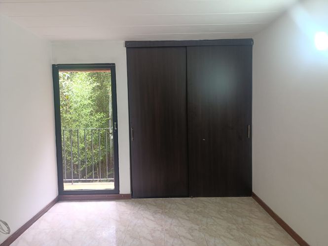 Apartamento de 3 alcobas en arriendo en El Poblado, Medellín, 75 m² · foto 13 de 17