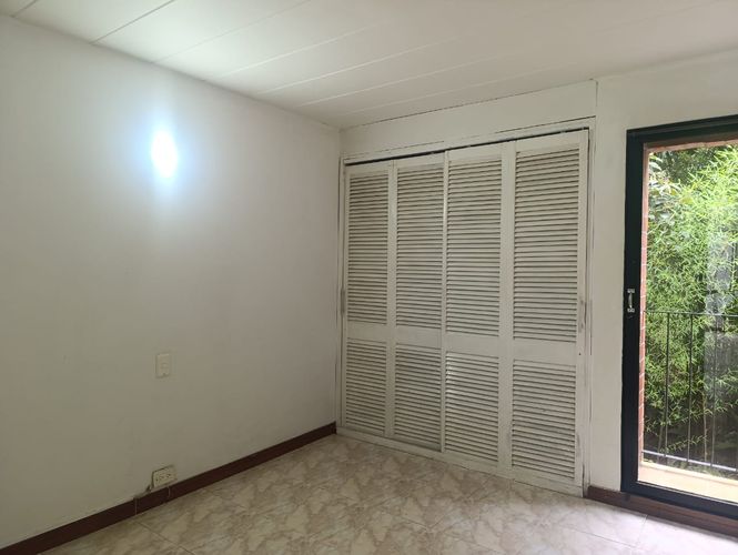 Apartamento de 3 alcobas en arriendo en El Poblado, Medellín, 75 m² · foto 15 de 17