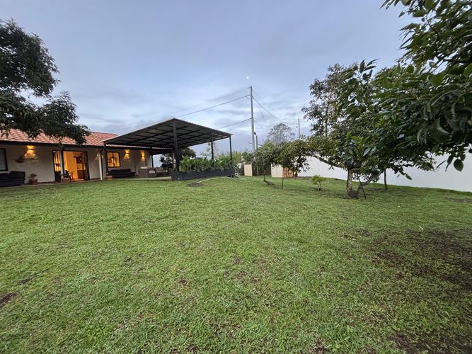 Finca en venta en Guarne, 220 m² · foto 7 de 24