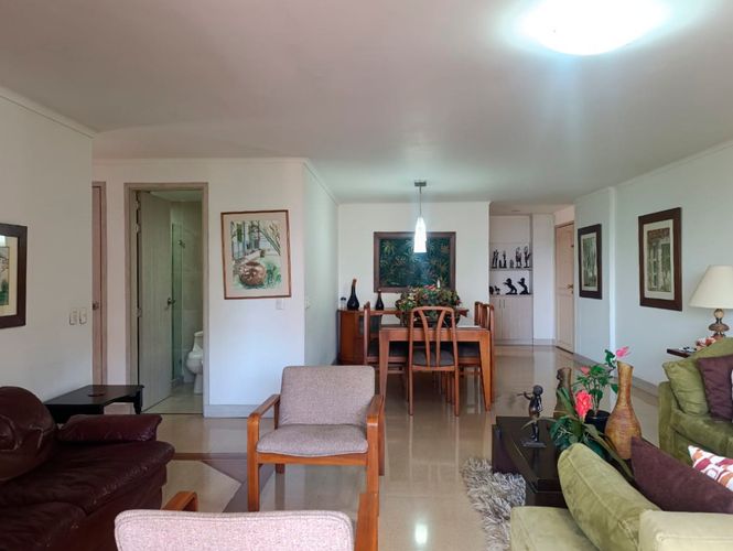 Apartamento de 2 alcobas en venta en San Lucas, Medellín, 121 m² · foto 5 de 18