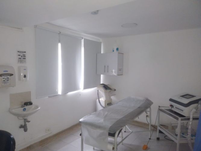 Oficina en arriendo en Laureles, Medellín, 250 m² · foto 2 de 10